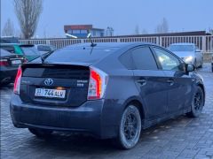 Фото авто Toyota Prius