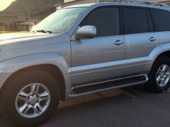 Photo of the vehicle Lexus GX