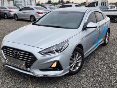 Photo of the vehicle Hyundai Sonata