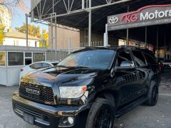 Сүрөт унаа Toyota Sequoia