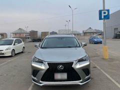 Photo of the vehicle Lexus NX