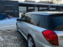 Photo of the vehicle Subaru Legacy