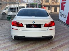 Photo of the vehicle BMW 5 Series