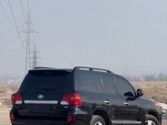 Фото авто Toyota Land Cruiser