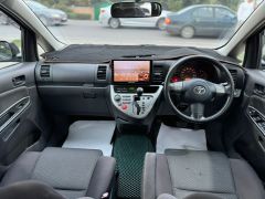 Фото авто Toyota Wish