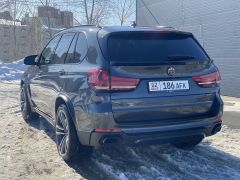 Photo of the vehicle BMW X5