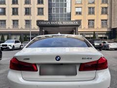 Photo of the vehicle BMW 5 Series