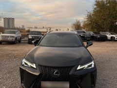 Photo of the vehicle Lexus UX