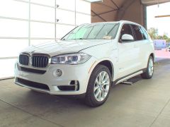 Photo of the vehicle BMW X5