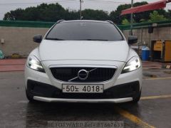 Сүрөт унаа Volvo V40