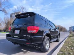 Фото авто Toyota Sequoia