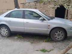 Сүрөт унаа Audi A4