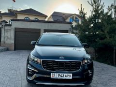 Фото авто Kia Carnival