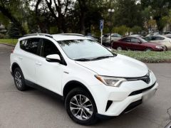 Photo of the vehicle Toyota RAV4