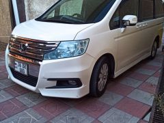 Фото авто Honda Stepwgn