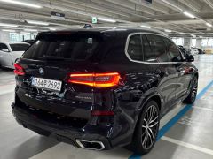 Photo of the vehicle BMW X5