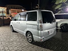 Фото авто Toyota Voxy