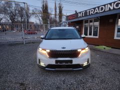 Фото авто Kia Carnival