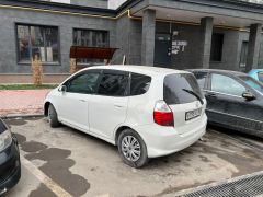 Photo of the vehicle Honda Fit