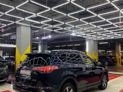 Сүрөт унаа Toyota RAV4