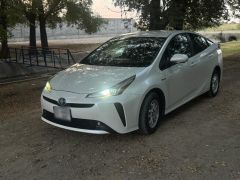 Сүрөт унаа Toyota Prius