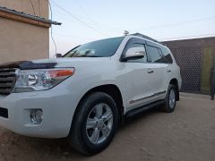 Сүрөт унаа Toyota Land Cruiser