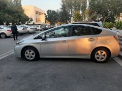 Сүрөт унаа Toyota Prius