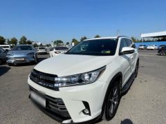 Сүрөт унаа Toyota Highlander