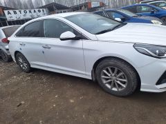 Photo of the vehicle Hyundai Sonata