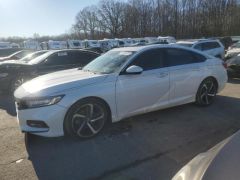 Photo of the vehicle Honda Accord