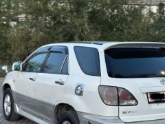 Фото авто Toyota Harrier