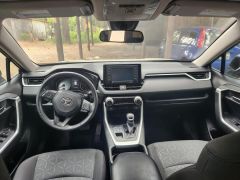 Сүрөт унаа Toyota RAV4