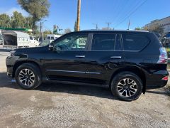 Photo of the vehicle Lexus GX