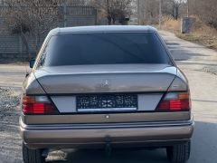 Фото авто Mercedes-Benz W124