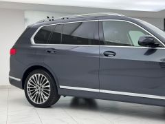 Photo of the vehicle BMW X7