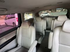 Photo of the vehicle Kia Carnival