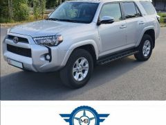 Photo of the vehicle Toyota 4Runner