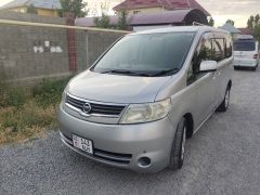 Сүрөт унаа Nissan Serena