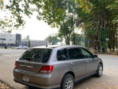 Сүрөт унаа Honda Avancier