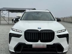 Photo of the vehicle BMW X7