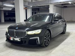 Photo of the vehicle BMW 7 Series