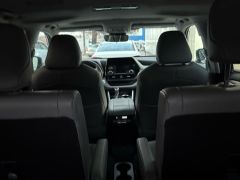 Сүрөт унаа Toyota Highlander