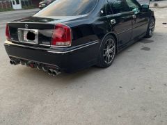 Фото авто Toyota Crown Majesta