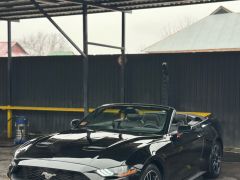 Photo of the vehicle Ford Mustang