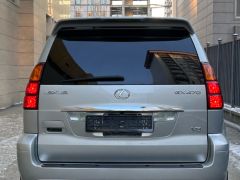 Photo of the vehicle Lexus GX