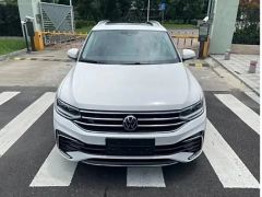 Фото авто Volkswagen Tiguan