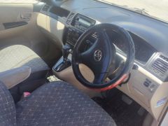 Сүрөт унаа Toyota Corolla Spacio