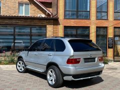 Photo of the vehicle BMW X5