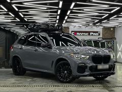 Photo of the vehicle BMW X5