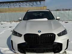 Photo of the vehicle BMW X5